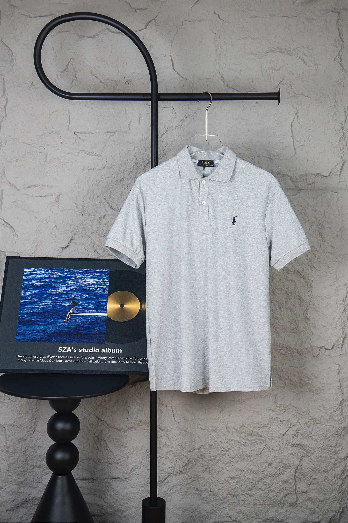 P130 Ralph Lauren/Ralph Lauren men's clothing American retro classic summer polo short-sleeved business casual spring and summer new men's pique cotton short-sleeved shirts There is a small amount left in the original order All fabric accessories are supplied by customers The pique fabric is very comfortable for the upper body in summer, breathable and light, feels delicate, soft and comfortable, skin-friendly, the details and craftsmanship are very good, a must-have for men's wardrobe, the version is simple and elegant, fashionable and casual, the upper body is super handsome. Don't miss it if you like it. Original cotton and linen material, skin-friendly and comfortable, breathable and refreshing The classic embroidered logo is invincible and versatile, suitable for both business and leisure. A complete set of three-label accessories, black, white, navy blue, gray SIZE: S-XL